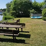 Apartmán Dom Nad Brzegiem Jeziora Ryn (Warmian-Masurian)