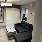 Dom Nad Brzegiem Jeziora