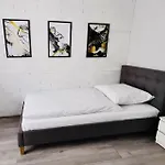 Dom Nad Brzegiem Jeziora Apartmán *