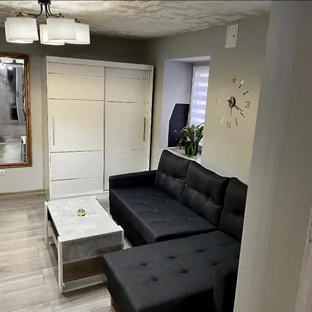 Dom Nad Brzegiem Jeziora