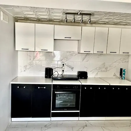 Dom Nad Brzegiem Jeziora * Ryn (Warmian-Masurian)