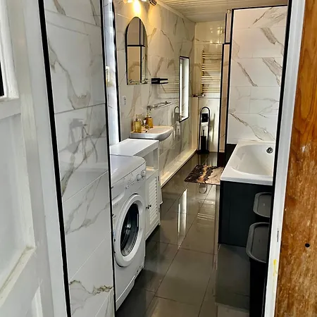 Lägenhet Dom Nad Brzegiem Jeziora