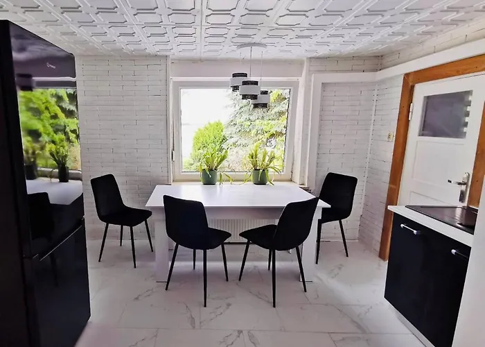 Apartamento Dom Nad Brzegiem Jeziora Ryn (Warmian-Masurian)